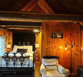 Romantic, Tranquil Guest House